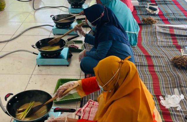 Kantongi PIRT, Jahe Wangi Instan PHP2D Farmasi UMLA Siap Jual 1