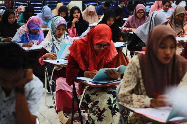 Pusat Bahasa UMLA Gelar  EComp Se Jatim, Tertarik?   1