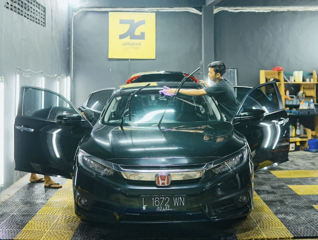 Mas Fath Alumni Ekonomi Pembangunan UMM, Inovatif Bisnis Cuci Mobil-Motor Cinematic   1