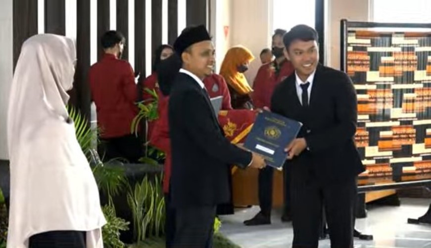 Yudisium Prodi Ekonomi Pembangunan UMM, Testimoni Alumni Sukses-Hadir Wisudawan Asal Afrika 5