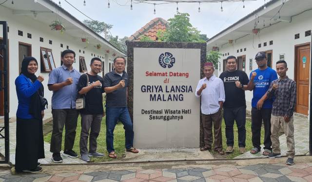 NGG-Asosiasi G Coach Indonesia Salurkan Bantuan Untuk Griya Lansia Malang 2 NGG-Asosiasi G Coach Indonesia Salurkan Bantuan Untuk Griya Lansia Malang 2