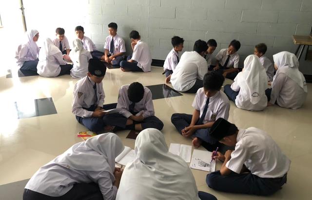 English Camp Boarding SMP Mugi Wujudkan Santri Milenial Mendunia   1