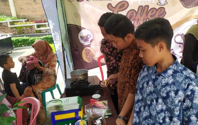 Excellent Siswa SMP Mugi, Tahfidz Serta Jago Entrepreneurship 2