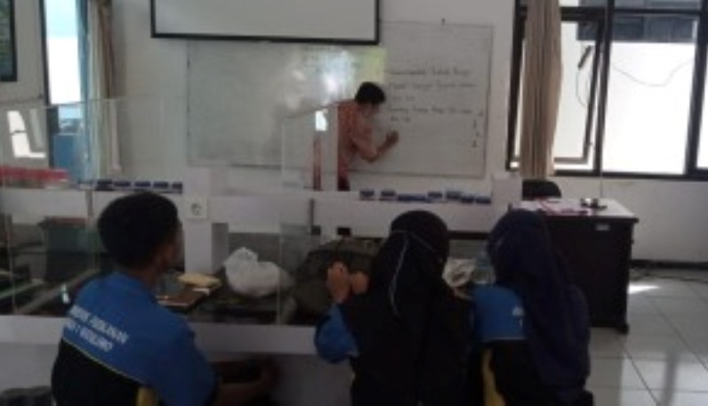 PKM Dosen Akuakultur UMM Support Kompetensi SMKN 1 Watulimo Sukses LKS 2 PKM Dosen Akuakultur UMM Support Kompetensi SMKN 1 Watulimo Sukses LKS 2