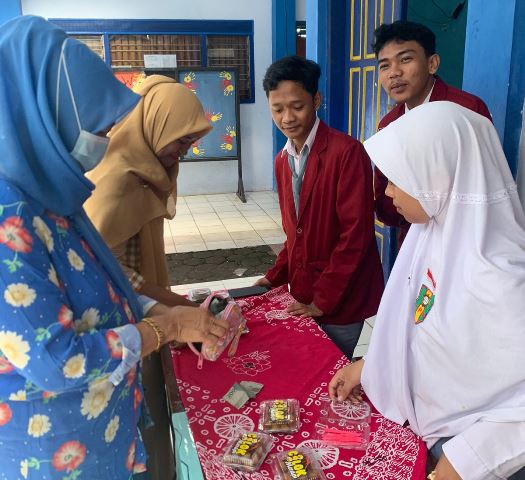 Sebelas Kelompok Smamuda Sumberpucung Ujian KWU Produknya Unggul 3