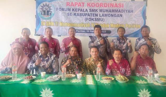 Rektor Abdul Aziz Apresiasi FOKSMU SMKM Lamongan Support Program UMLA 2