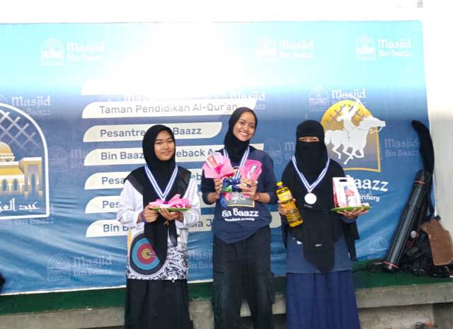 Salwa Atlit Panahan SMK Mutu Gondanglegi Raih Juara, Medali Pertama Bagi MAT 1