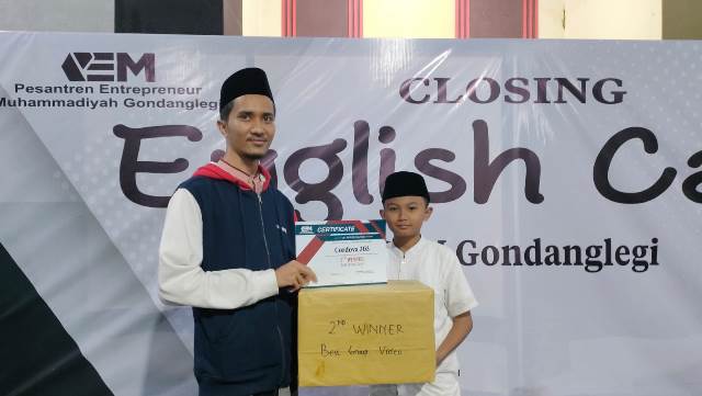 Armaz Zamhariri Siswa SMP Mugi Juara Hafidz Qur’an Nasional 2
