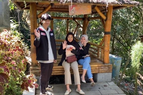 Strategi Promosi Wisata Coban Lanang Kelompok 88 PMM UMM 1