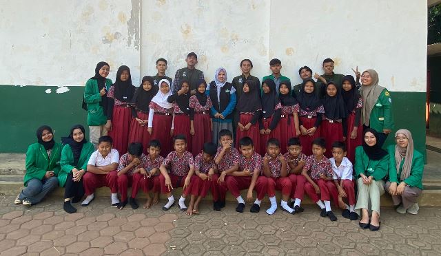 Mahasiswa KKN UMJ Daerah Kabupaten Bogor Tema PHBS di Sekolah 1