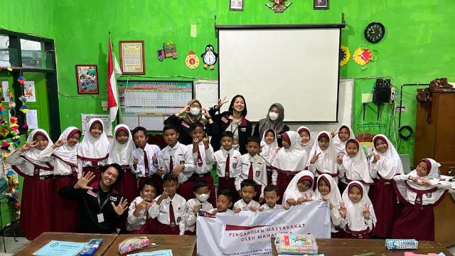 Optimalkan Penilaian Gaya Belajar Dengan Website Interaktif: PMM Kelompok 72 Gelombang 5 di SDN Tlogomas 02 5