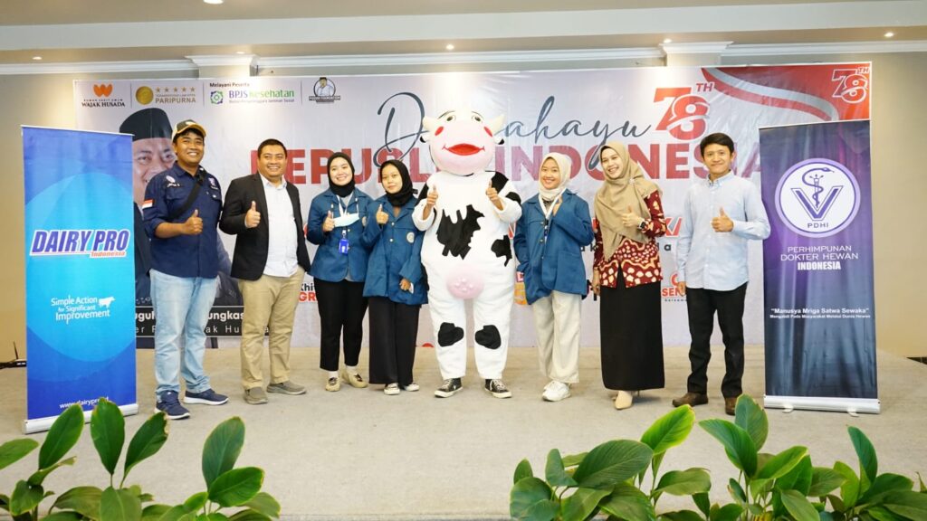 Cegah Stunting, Puguh Wiji Pamungkas Ajak Seribu Anak Minum Susu 4