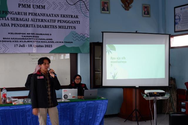 Cegah Diabetes, PMM 48 UMM Manfaatkan Daun Stevia Sebagai Pemanis Alami 3 Cegah Diabetes, PMM 48 UMM Manfaatkan Daun Stevia Sebagai Pemanis Alami 3