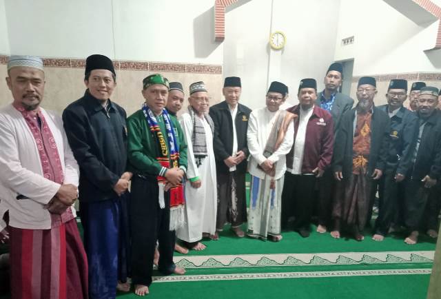Dihadiri Walikota Sutiaji, Ustadz Dewan Rokhmad Sukses Kawal Gerakan Shalat Subuh Berjama’ah PCM Sukun 3
