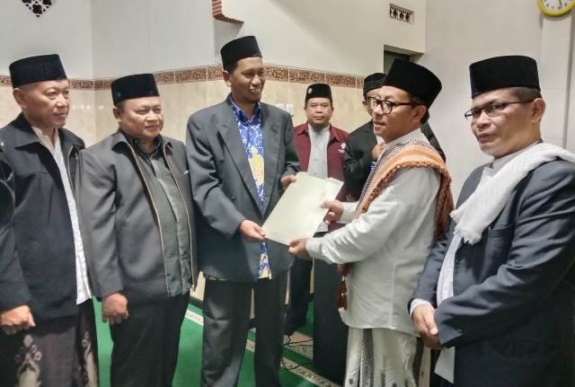 Dihadiri Walikota Sutiaji, Ustadz Dewan Rokhmad Sukses Kawal Gerakan Shalat Subuh Berjama’ah PCM Sukun 1