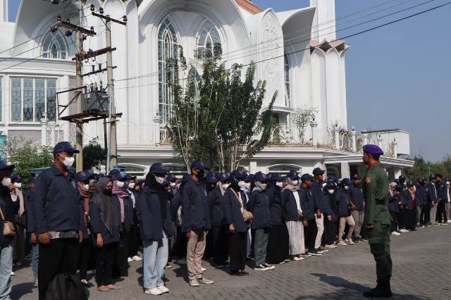 Penuh Makna, Pelepasan Ratusan Mahasiswa UMLA Program KKN Empat Skema 2