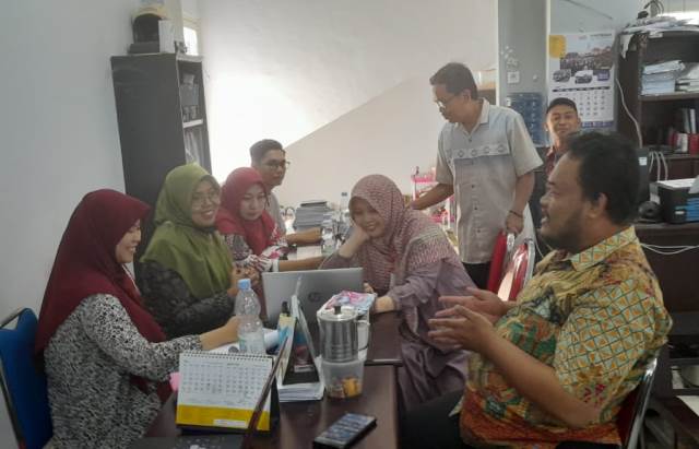 FEB UMLA Gelar Monitoring Evaluasi Prodi Manajemen 1 FEB UMLA Gelar Monitoring Evaluasi Prodi Manajemen 1