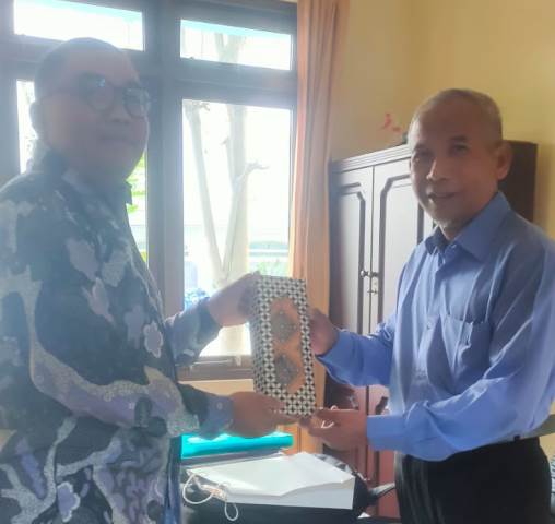 Launching Batik FSTP UMLA, Rektor-Dekan Seragam, Meski Stok Terbatas Pesanan Meluas 3