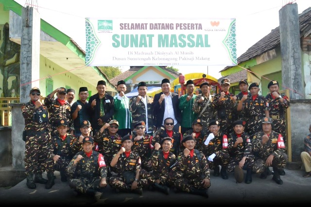 H. Puguh Wiji Pamungkas Founder RSU Wajak Husada Gelar Khitan Massal Se Malang Raya  Bersama Ranting NU Desa Kebonagung 3