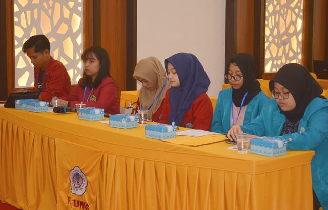 Konsep Apps Easy Ekspor, Jovanka Mahasiswa EP UMM Juara Essay Nasional 1