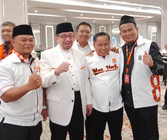 Saat Bimtek PKS Jatijaya, Ustadz Rokhmad DPRD Kota Malang Peserta Aktif-Kreatif     3