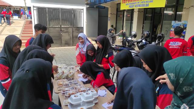 Sehari Project Bisnis Retail, Siswa SMK Muda Kantongi Laba    1