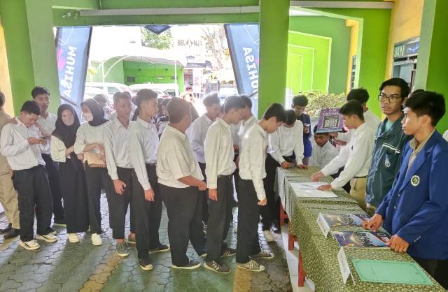 Disnaker PMPTSP-Cabdin Kota Malang Batu Apresiasi Job Fair SMK Muhisa 1