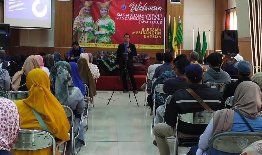SMK Mutu-Wali Siswa Satukan Persepsi Pendidikan Tanggungjawab Bersama 2 SMK Mutu-Wali Siswa Satukan Persepsi Pendidikan Tanggungjawab Bersama 2