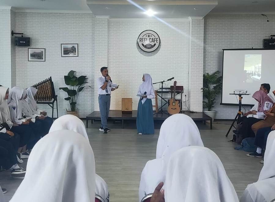 Dua SMP Karangploso-Singosari, Antusias Ikut SMK Mugas Open House 1