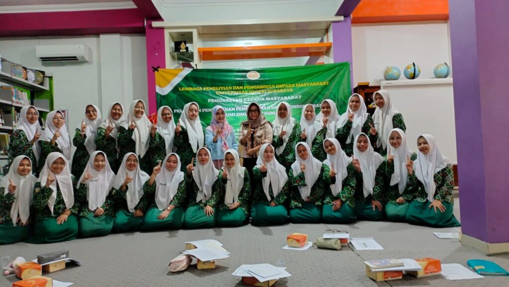 LPPM Unesa PKM Pelatihan Penyusunan HKI di SMA Progresif Bumi Shalawat 1