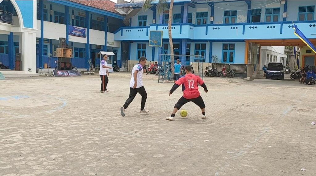 Hari Guru, PM Muhammadiyah Paciran Gelar Turnamen Futsal 1