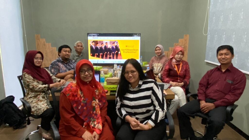 LSP SMK Mugas Pelatihan Pengelolaan Akun LSP Sistem Informasi BNSP 1 LSP SMK Mugas Pelatihan Pengelolaan Akun LSP Sistem Informasi BNSP 1
