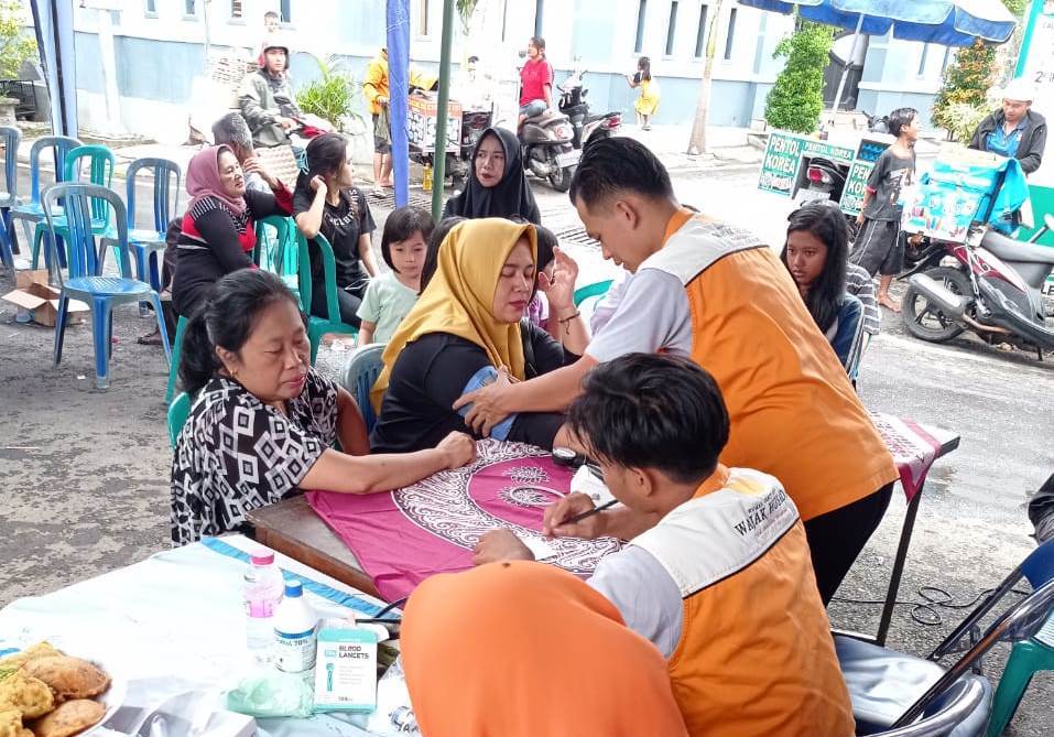 Wujudkan Kesehatan Merata, H Puguh Wiji Pamungkas Gelar Baksos Kesehatan di Muharto Kota Malang 3 Wujudkan Kesehatan Merata, H Puguh Wiji Pamungkas Gelar Baksos Kesehatan di Muharto Kota Malang 3