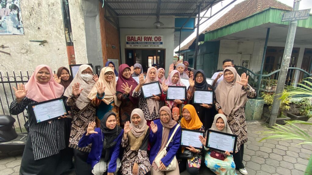Lazismu Kota Malang Support Sembako YABHYSA Wujudkan Zero TB di Malang 1 Lazismu Kota Malang Support Sembako YABHYSA Wujudkan Zero TB di Malang 1