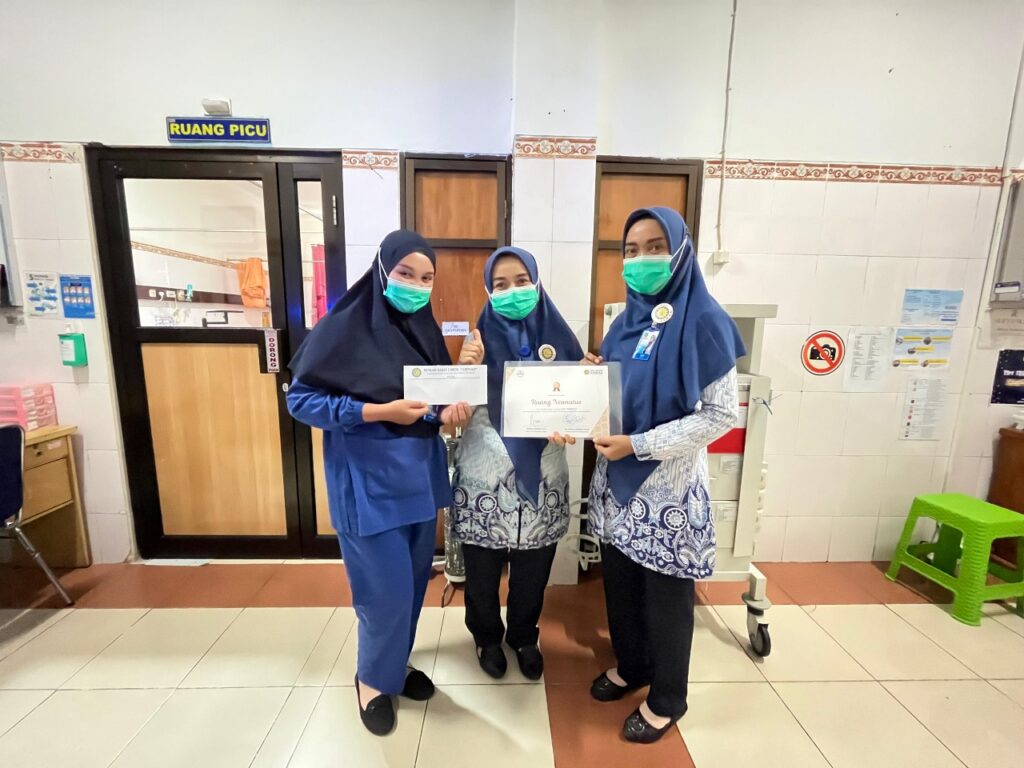 RSU Aminah Blitar Reward Karyawan-Unit Kerja Prestasi 3