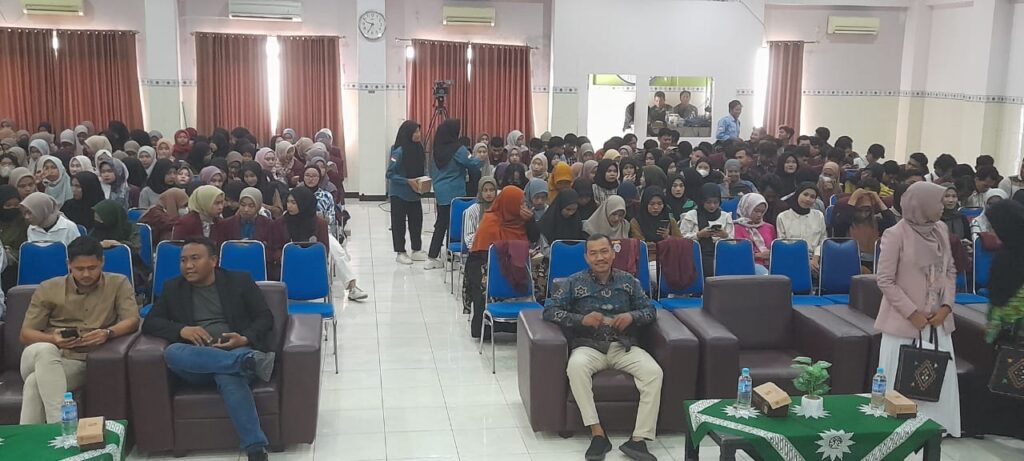 Prodi Kewirausahaan FEB UMLA Seminar Nasional Ekonomi-Wirausaha 5