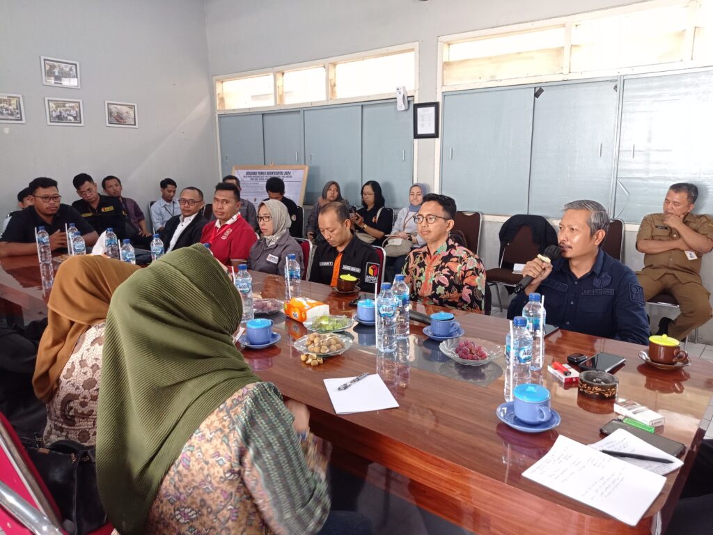 Kunjungan Kerja DPRD Komisi A di Bawaslu Kota Malang 3 Kunjungan Kerja DPRD Komisi A di Bawaslu Kota Malang 3