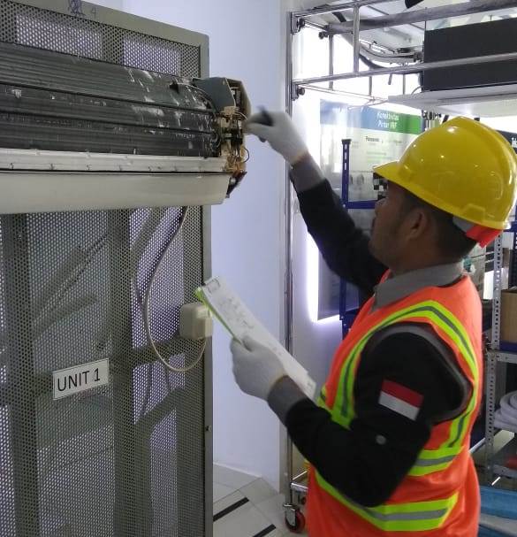 Guru SMK Mutu Sertifikasi Internal Panasonic 1