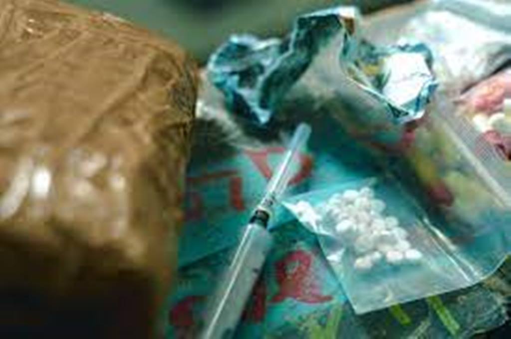 Peran Farmasis Dalam Menangani Peredaran Ilegal Obat-obatan 1