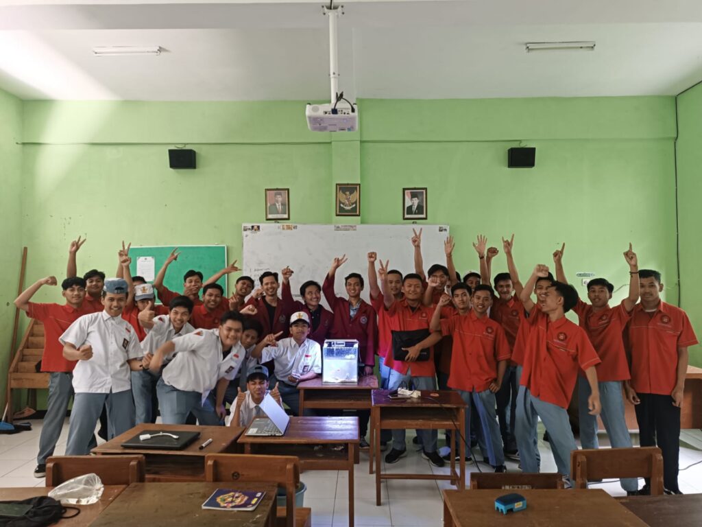 Akuakultur UMM Edukasi Siswa SMKN 1 Malang Jenis Ikan Asli Indonesia-Hardscape 1