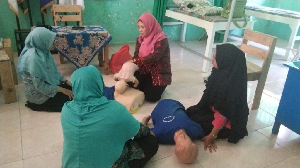 PMM 59 UMM: Membangun Kesehatan-Gizi di Kelurahan Arjowinangun 2