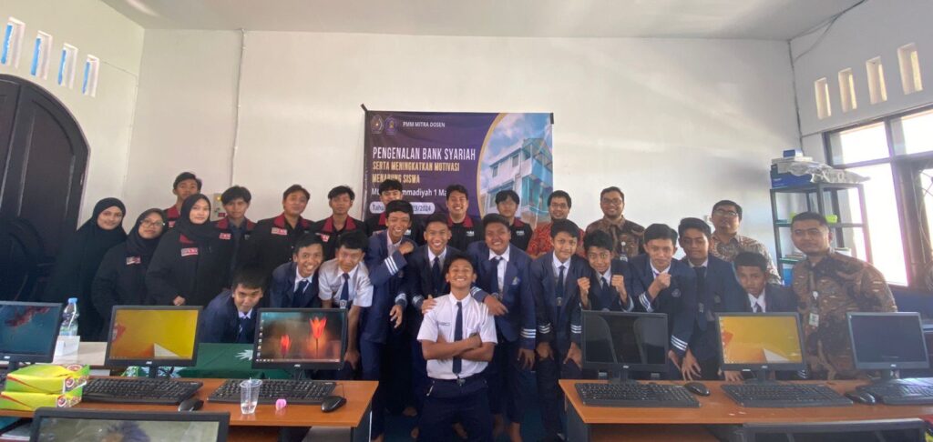 Tim Pengabdian Ekonomi Syariah FAI UMM Literasi Keuangan Syariah di MTs Muhammadiyah 1 Kota Malang 3
