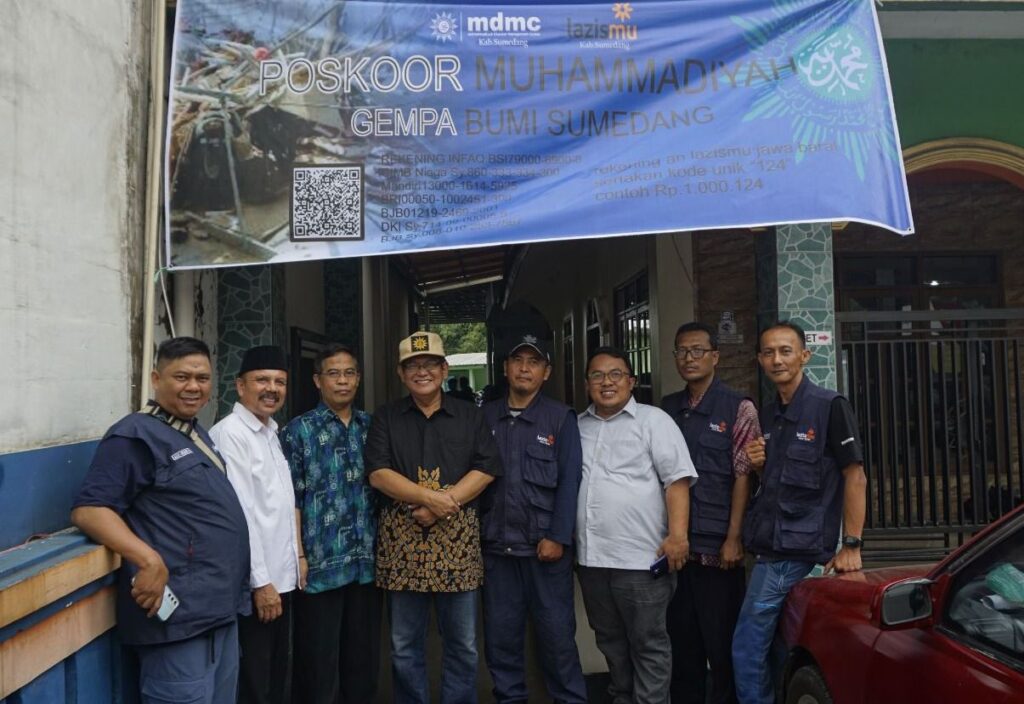 118 Rumah Rusak Berat, MDMC Sumedang Bangun Tenda Komunal 1