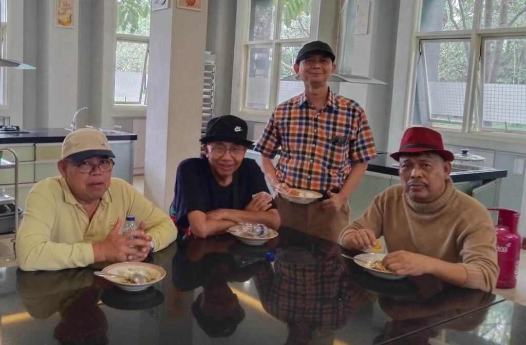 21 Profesor ITS Kunjungi SMK Mutu Gondanglegi, Beri Jempol Apresiasi 6