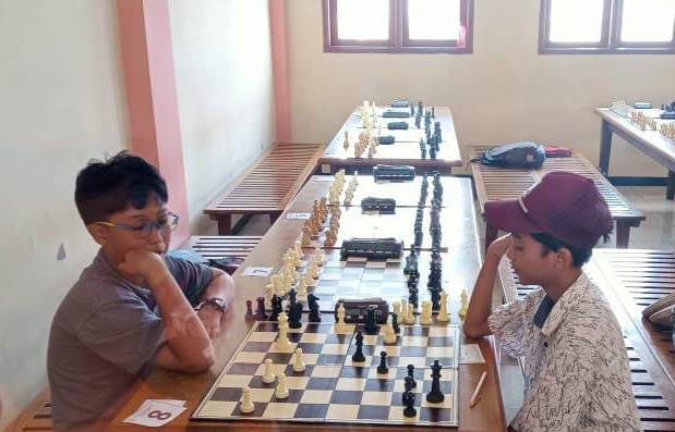 Siswa MD2 Elementary Sumberpucung Juara Catur FESBAS Malang Raya 2