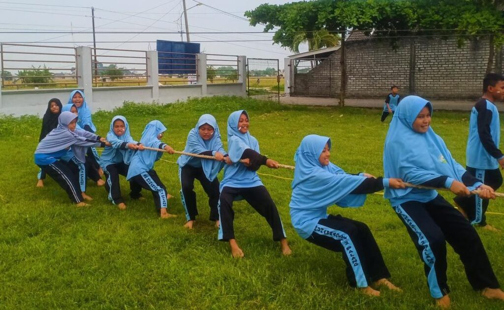 SD Muhammadiyah 2 Plus Palang Tuban Outbound Fun Kids 1