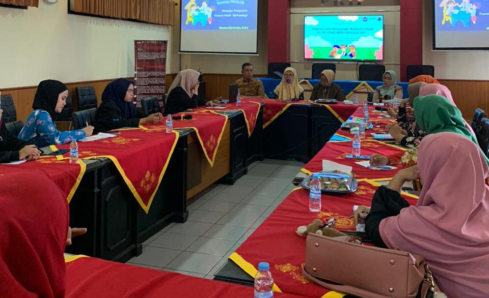 PMM 66 UMM Mitra Dosen, Sosialisasi-Sinkronisasi Metode Pembelajaran pada Anak Usia Dini 1 PMM 66 UMM Mitra Dosen, Sosialisasi-Sinkronisasi Metode Pembelajaran pada Anak Usia Dini 1