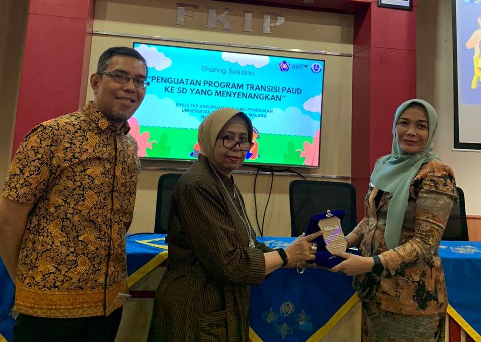 PMM 66 UMM Mitra Dosen, Sosialisasi-Sinkronisasi Metode Pembelajaran pada Anak Usia Dini 2 PMM 66 UMM Mitra Dosen, Sosialisasi-Sinkronisasi Metode Pembelajaran pada Anak Usia Dini 2
