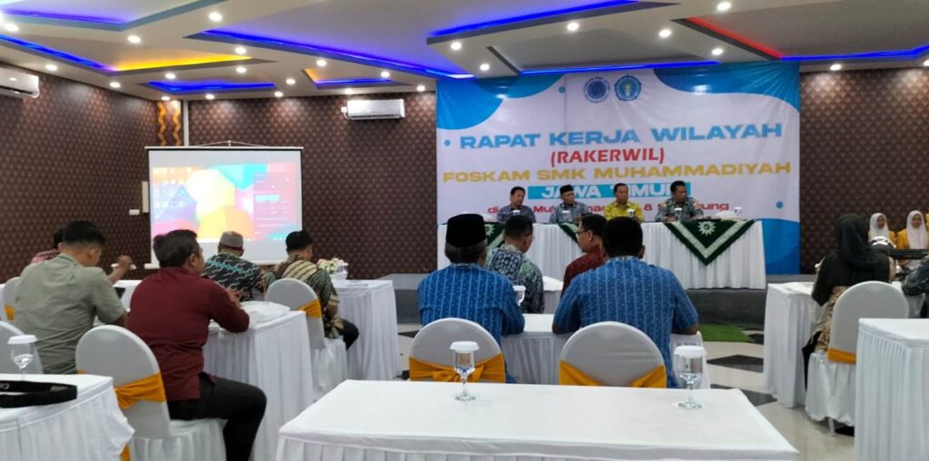 Foskam SMK Jatim Raker Pengurus 2024 Bahas Vocational Leader    1