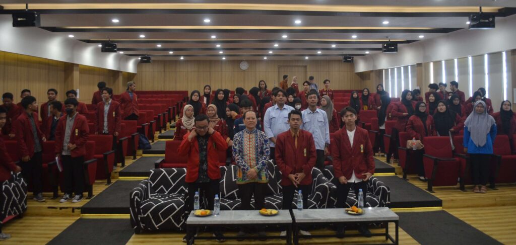 PK IMM FIP UMJ Gelar Seminar Pendidikan-Baksos Yatim Piatu 1